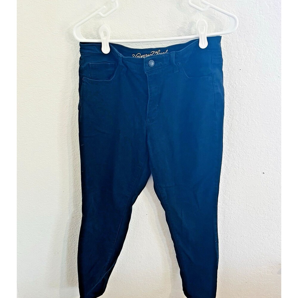 Universal Thread High Rise Skinny Black size 10/30s